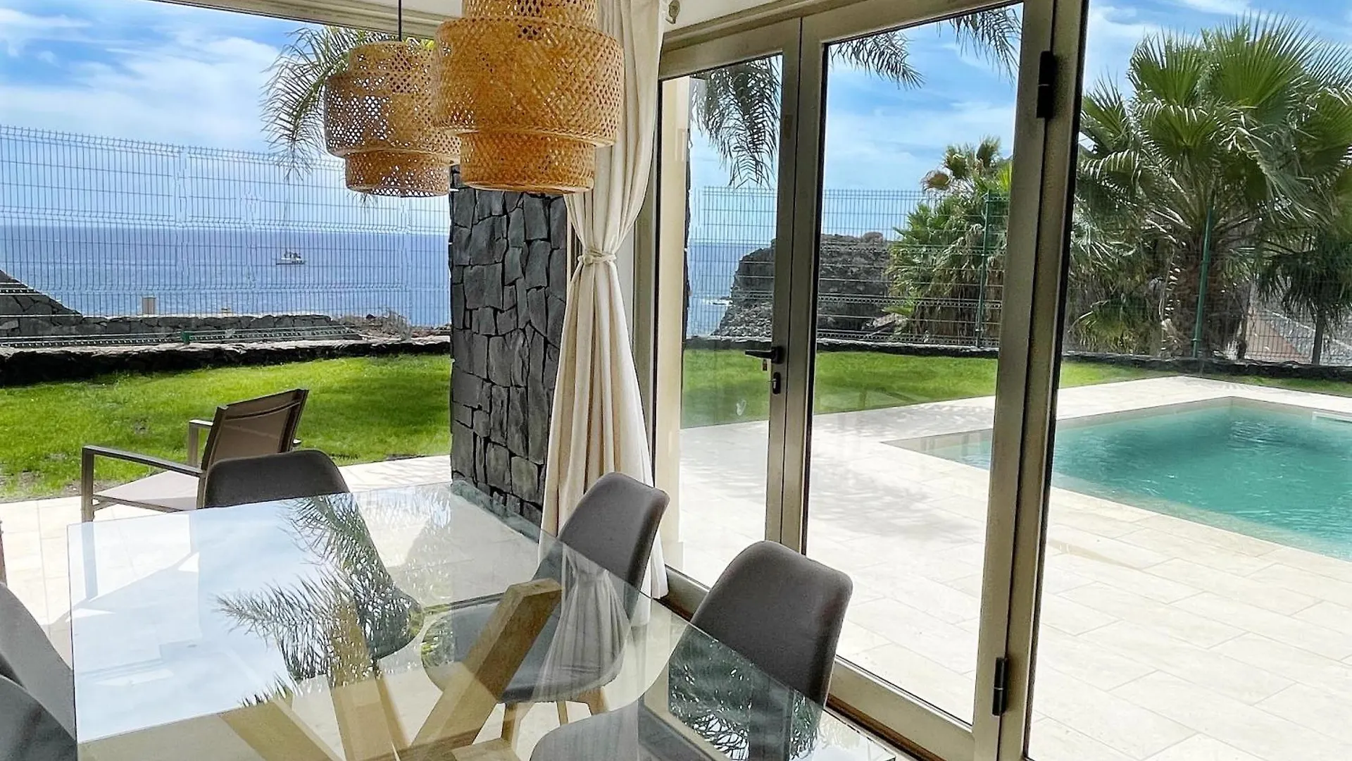 Luxury Oceanview Villa De Nava With Heated Private Pool San Miguel de Abona